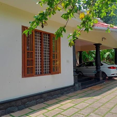 Sinai Homestay アーラップーザ県 エクステリア 写真