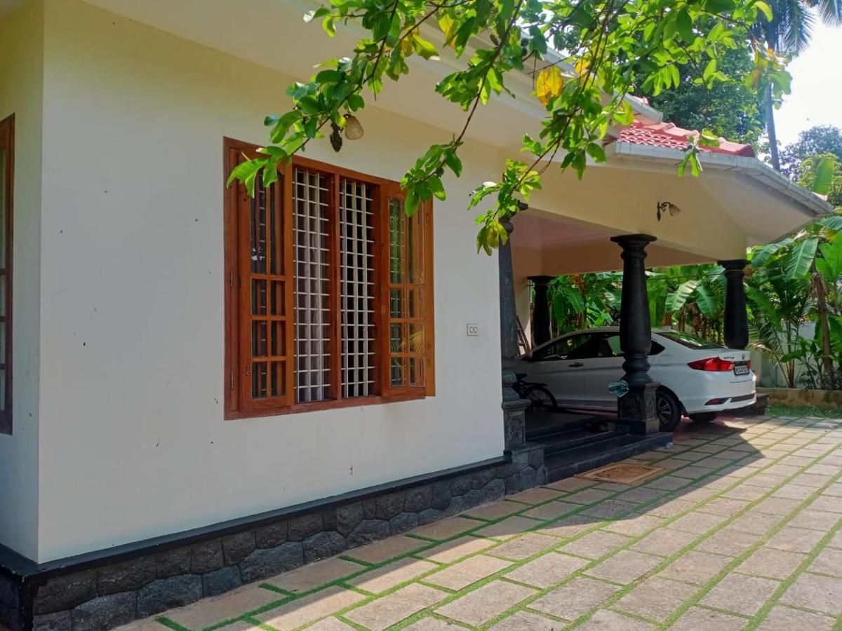 Sinai Homestay アーラップーザ県 エクステリア 写真