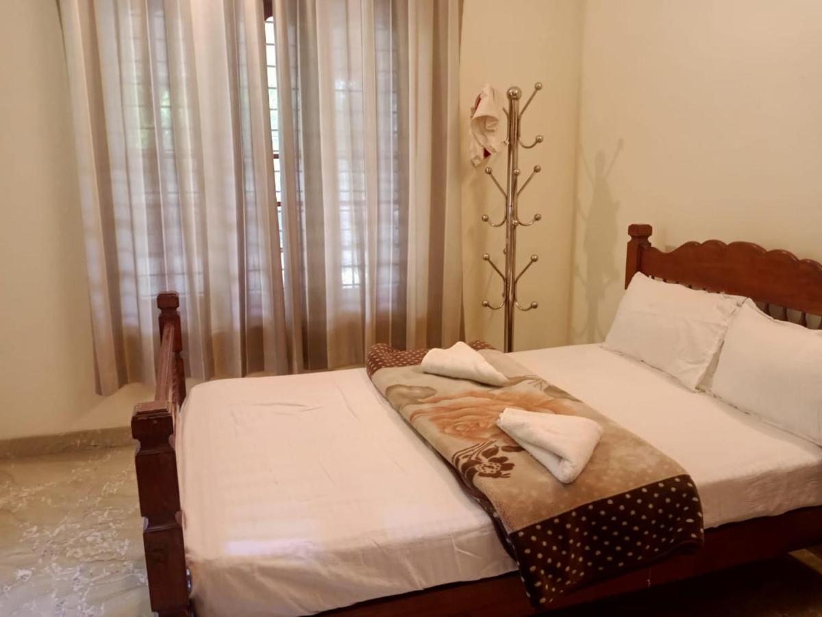 Sinai Homestay アーラップーザ県 エクステリア 写真