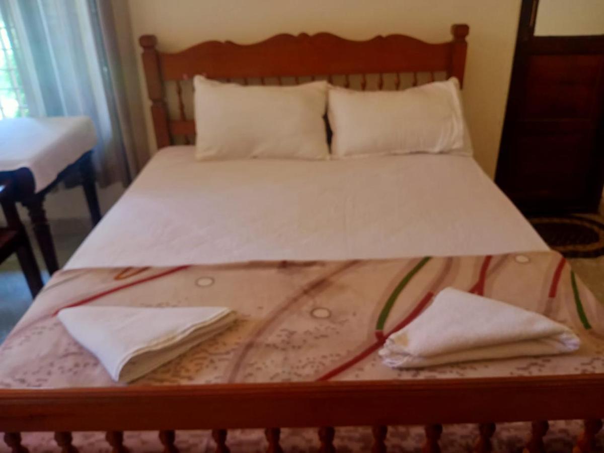 Sinai Homestay アーラップーザ県 エクステリア 写真